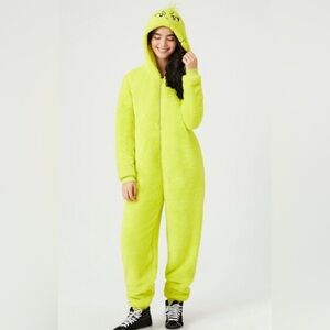 Grinch who like unisuit jumpsuit loungewear pajamas nwot